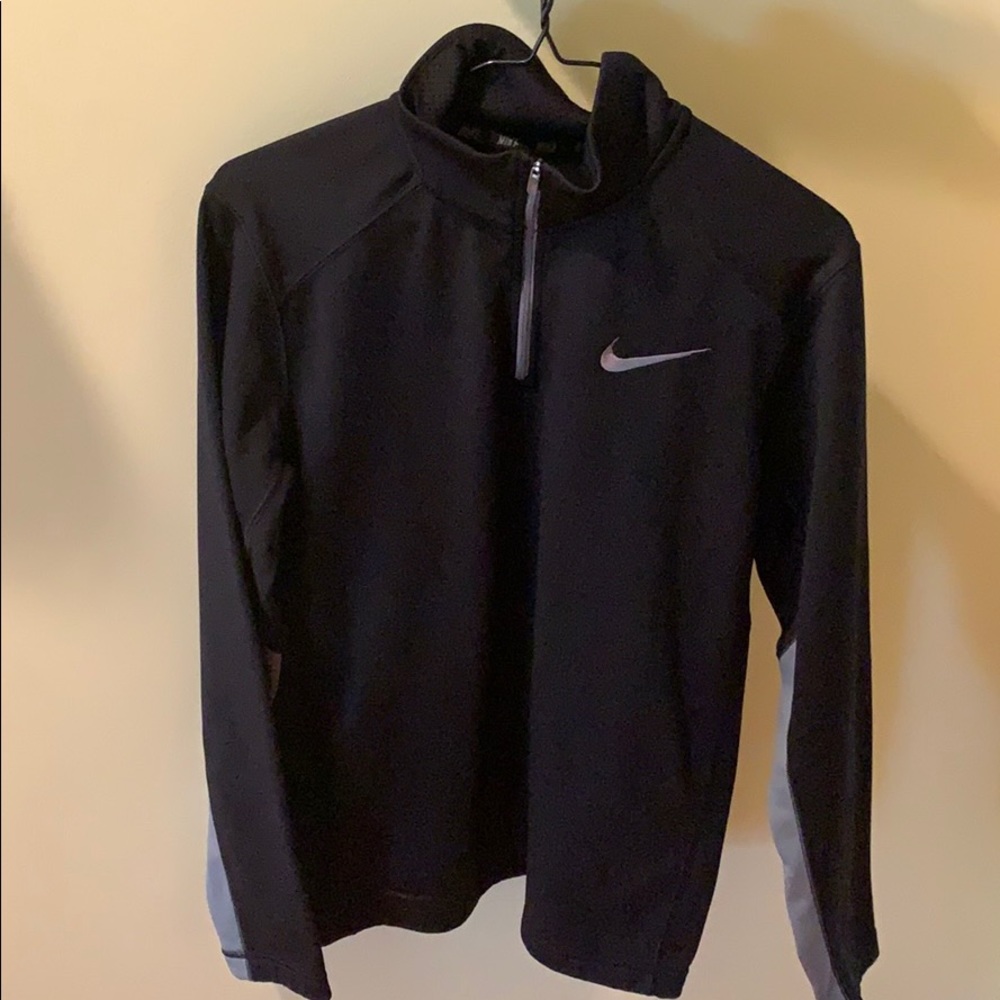 Nike therma-fit  mens small quarter zip pull over